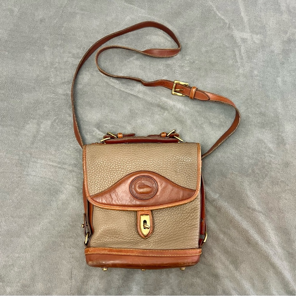 Vintage  Dooney & Bourke Crossbody PURSE bag Leather